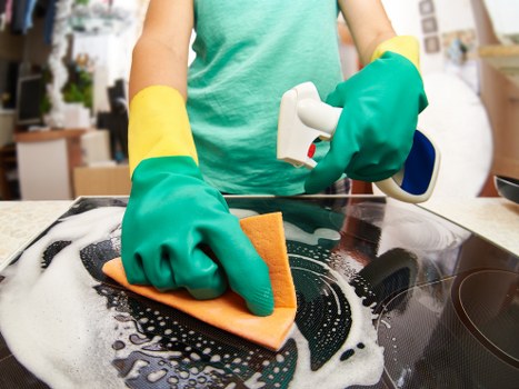 Benefits of regular rug cleaning for a cleaner home in Putney